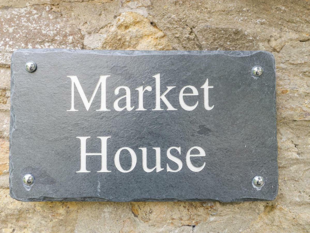 Market House Уеймут Екстериор снимка